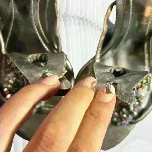 René Caovilla Vintage Crystal Embellished Stiletto Heels Size 38- damaged - Picture 6 of 9